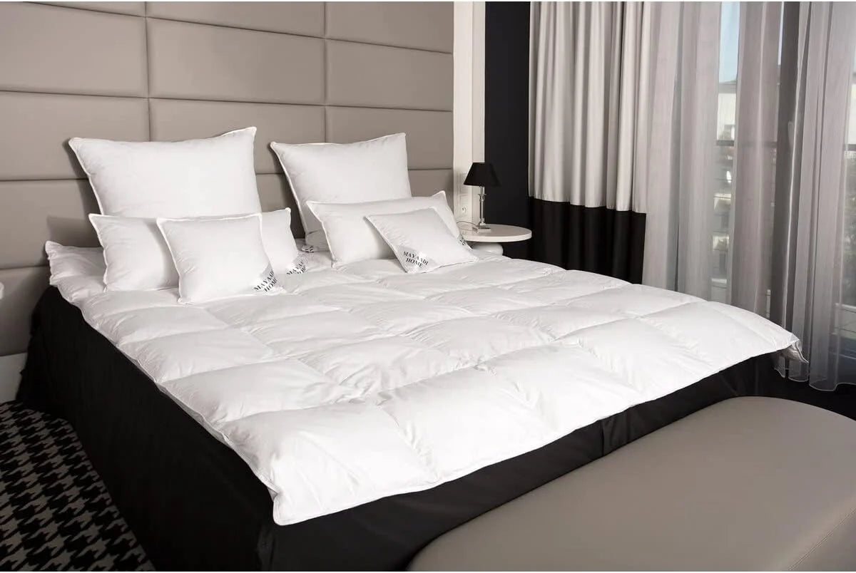 Mayaadi Zimowa kołdra puchowa 200 x 220 cm – 2800 g, 70% puch, 30% pierze – 100% naturalna bawełna – wyprodukowano w Europie – kołdra pikowana dla alergików – MA110