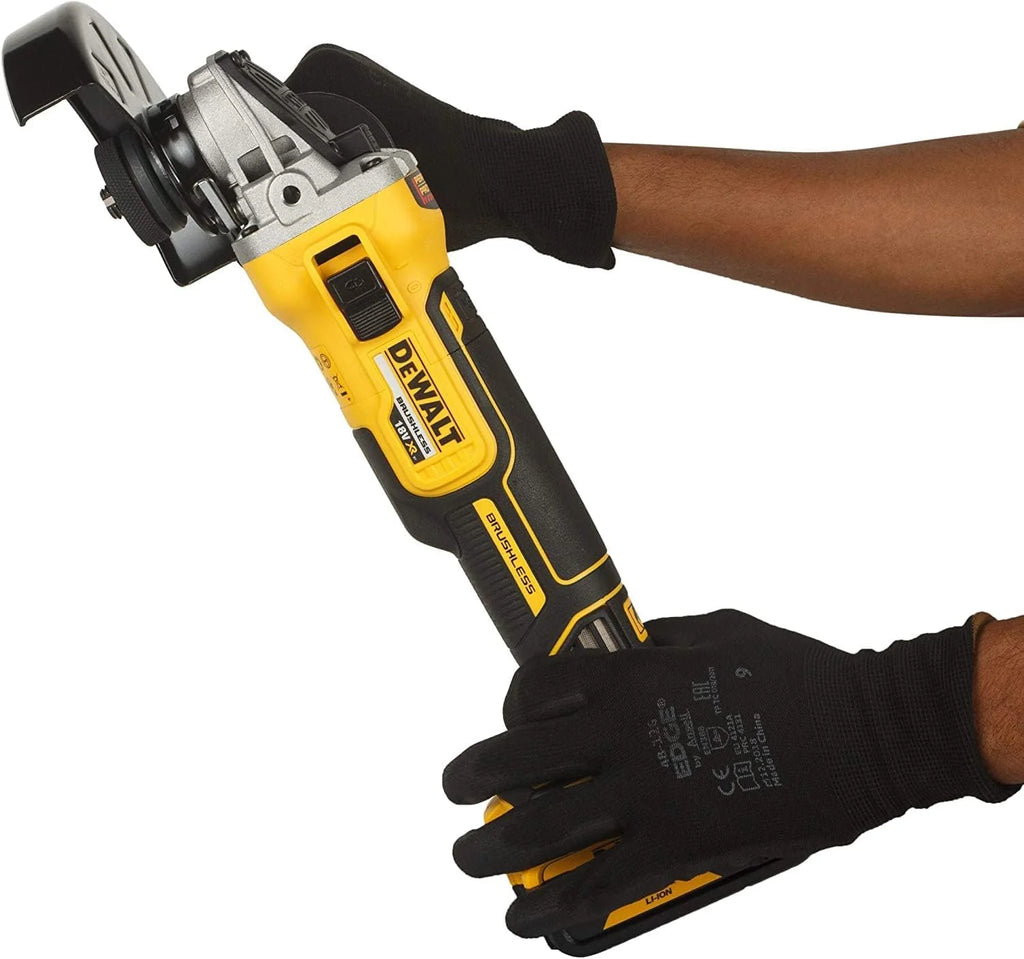 Dewalt DCG405P2 akumulatorowa szlifierka kątowa 18 V 125 mm (800 W, silnik bezszczotkowy, uzwojenia opancerzone z żywicy epoksydowej, sprzęgło elektroniczne i hamulec, w zestawie 2 x akumulatory 5,0