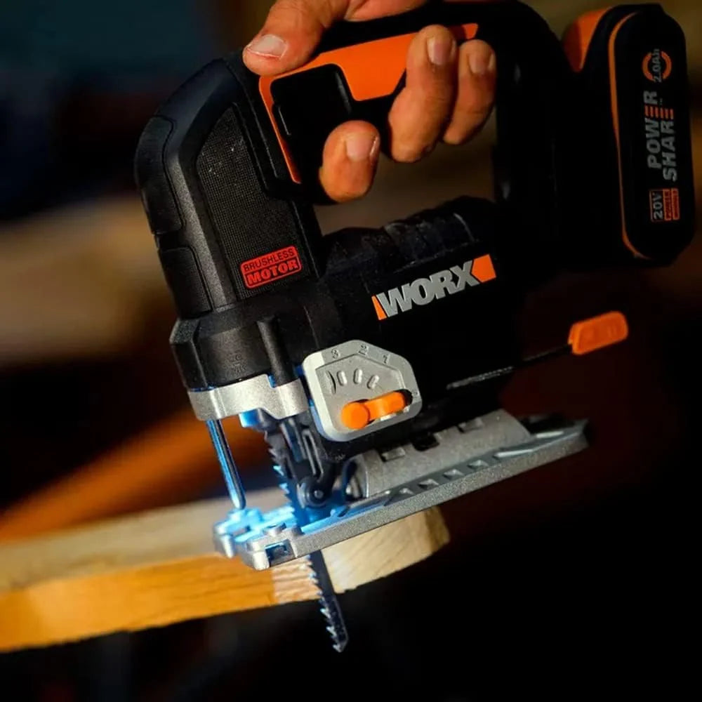 WORX Nitro WX542 akumulatorowa wyrzynarka wahadłowa 20 V, silnik bezszczotkowy, profesjonalna wyrzynarka z adapterem ssącym, idealna również do cięcia ukośnego, kompatybilna z PowerShare, z