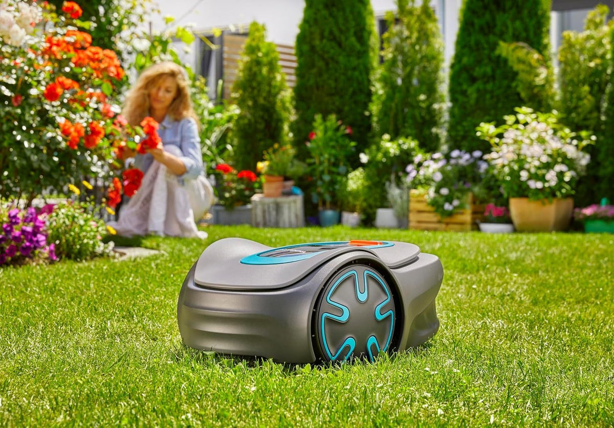 Gardena robot koszący SILENO minimo 350 zestaw: Robot koszący 350 m², sterowany przez aplikację Gardena Bluetooth, wysokość koszenia 20 do 45 mm, SilentDrive 15208-47, 350m