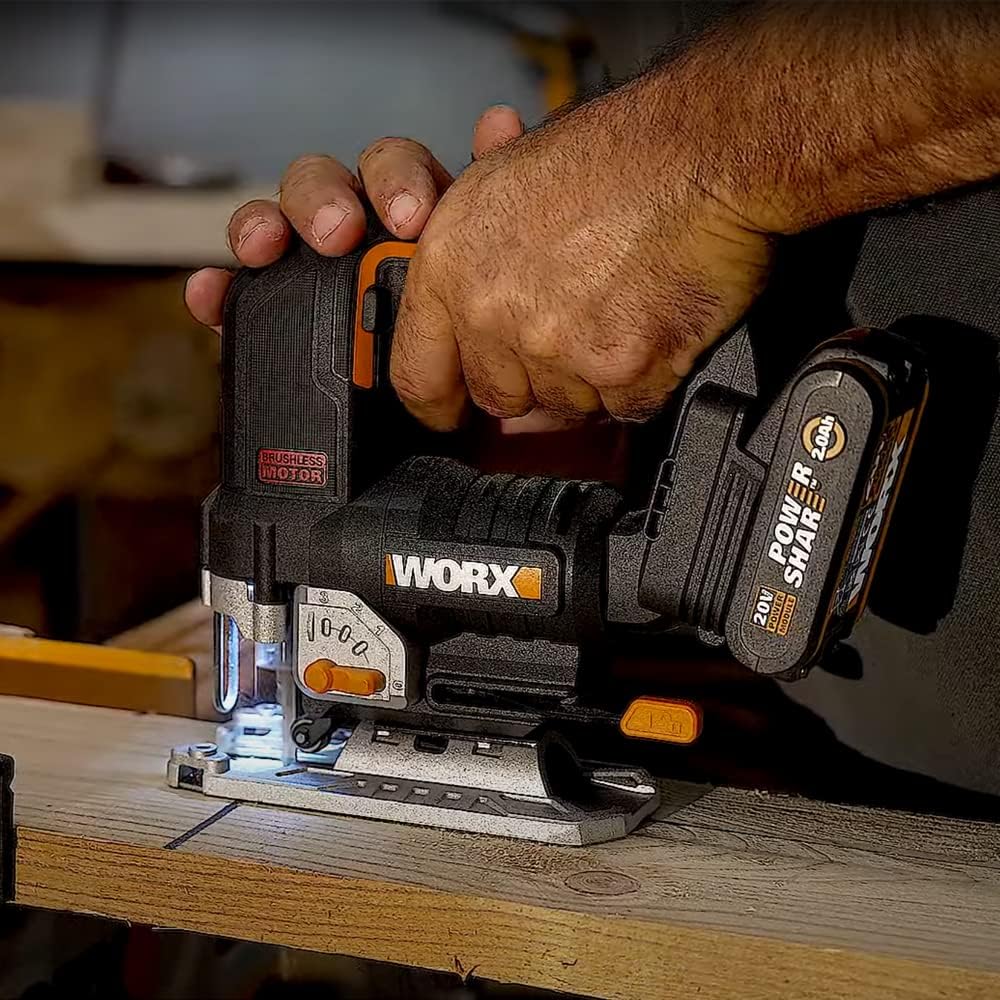 WORX Nitro WX542 akumulatorowa wyrzynarka wahadłowa 20 V, silnik bezszczotkowy, profesjonalna wyrzynarka z adapterem ssącym, idealna również do cięcia ukośnego, kompatybilna z PowerShare, z