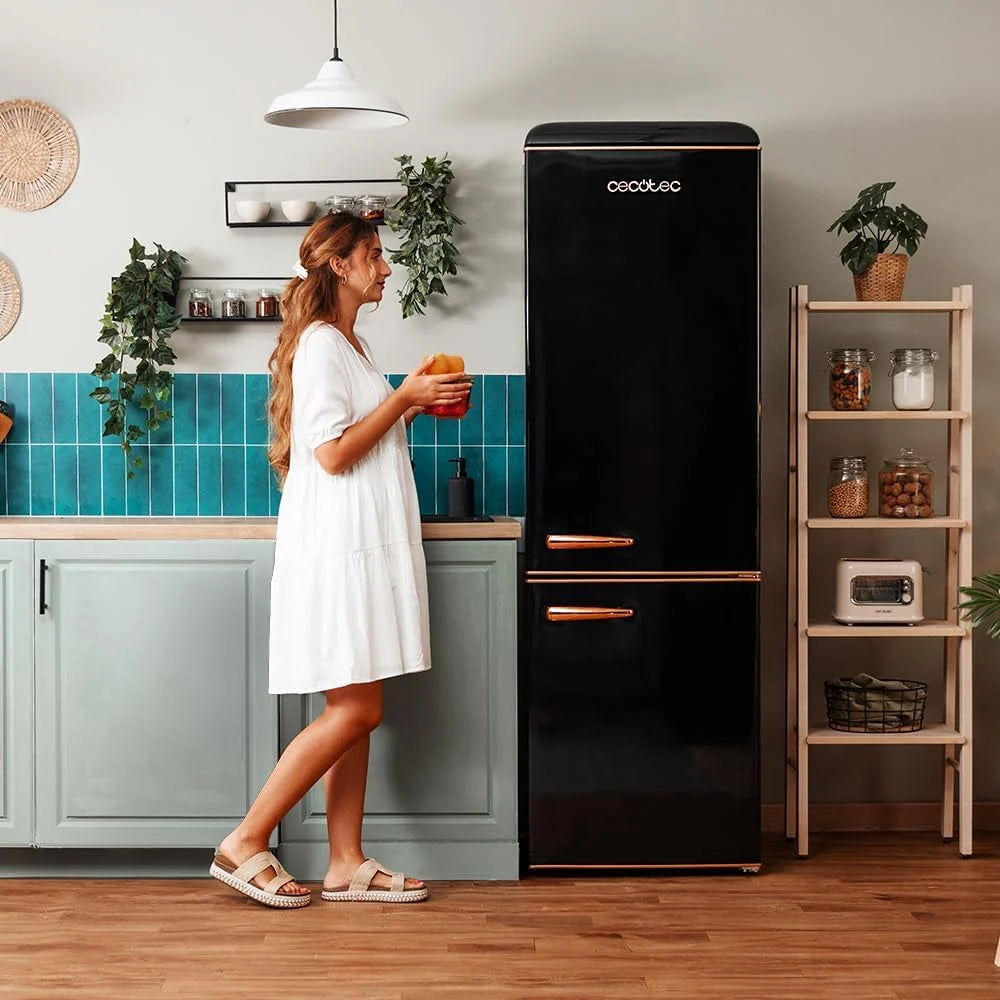 Cecotec Lodówka kombi 2-drzwiowa retro 300 l Bolero CoolMarket Combi Origin 300 Black E. Wysokość 191,5 cm i szerokości 60, regulacja temperatury, chromowany uchwyt i szklane tace, czarny