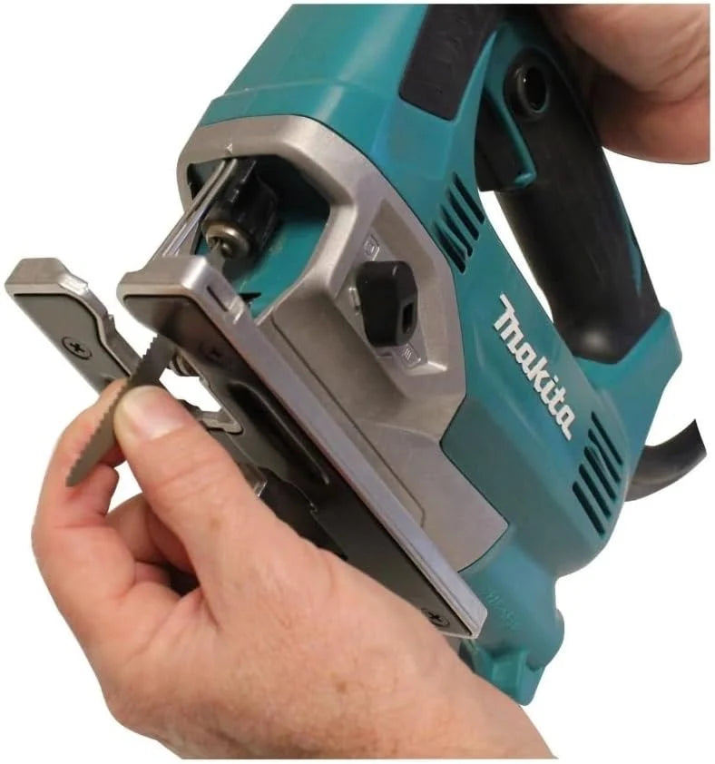 Makita JV0600K/2 240V Wyrzynarka Akcji, Dostarczana w Walizce