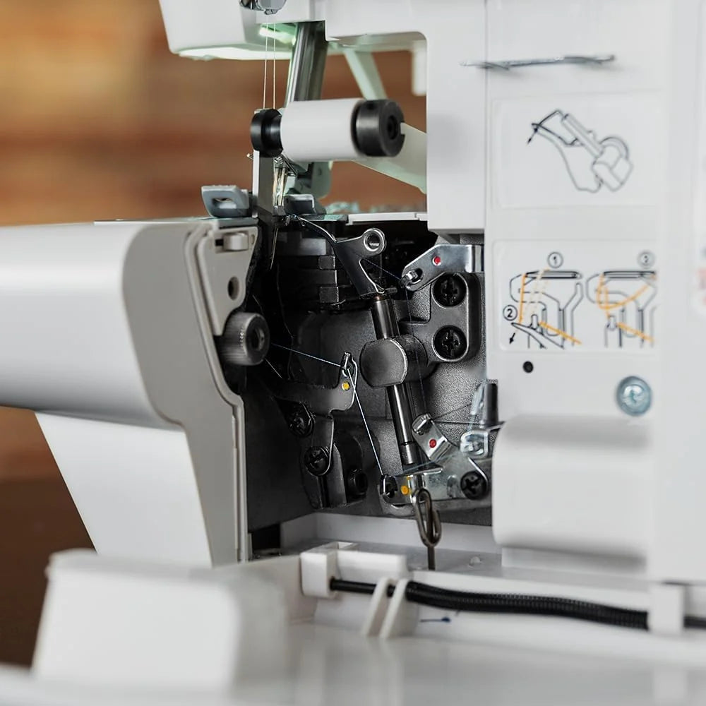 Cecotec Maszyna do szycia, BelleCouture OverLock, prędkość 1100 obr/min, regulowane ciśnienie wykrawania, postęp różnicowy, funkcje ściegu 4-nitkowego i zestaw akcesoriów