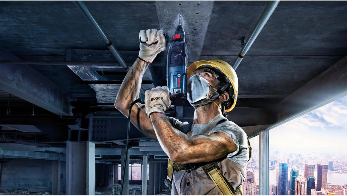 Bosch Professional: młot udarowo-obrotowy GBH 240 (790 W, energia udaru 2.7 J, uchwyt SDS plus, ogranicznik głębokości, walizka)