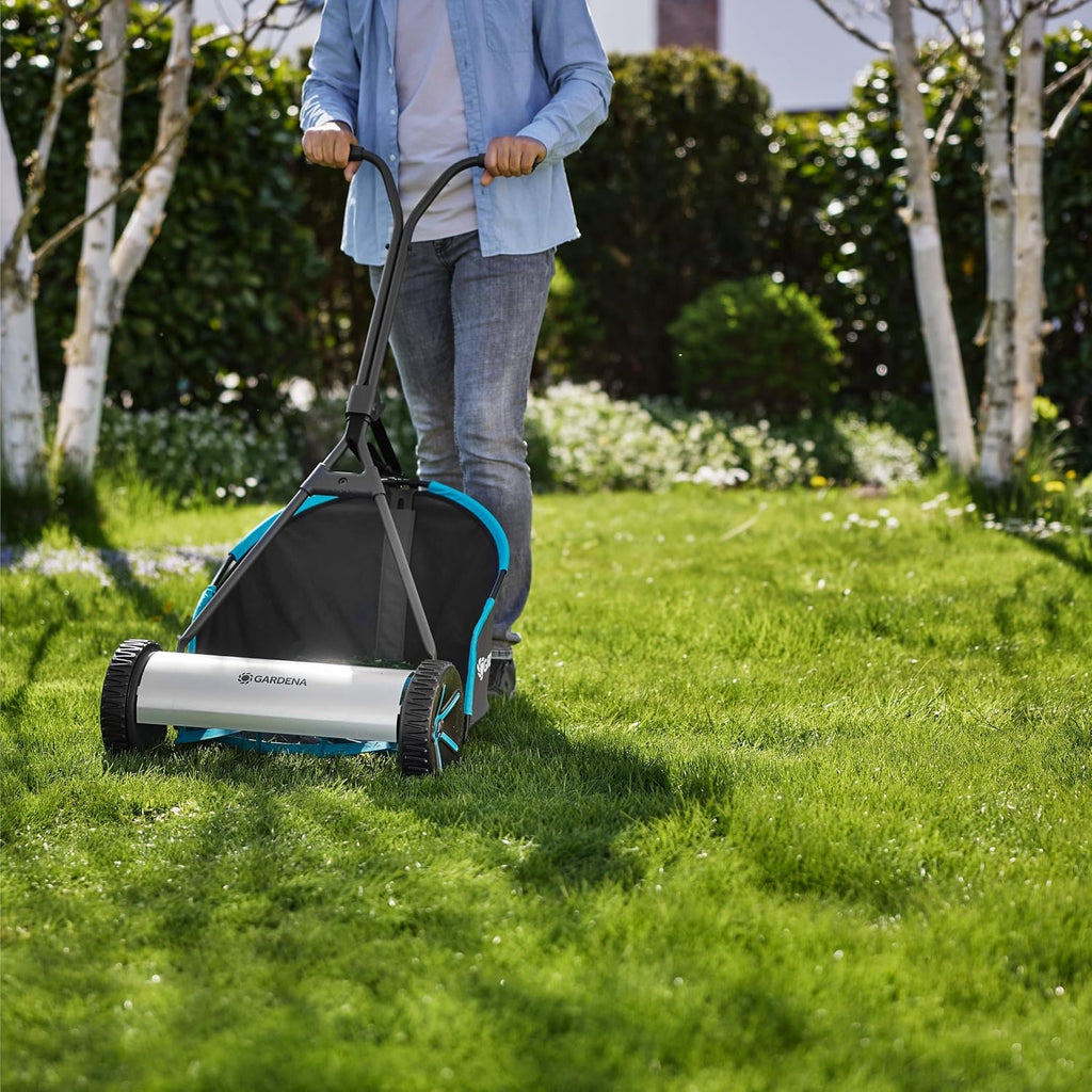 Gardena Ręczna Kosiarka Bębnowa Plus 400 Kosiarki Bębnowe Angielski Trawnik, Szerokość Robocza 40 cm, Brak Przewodu, z Koszem na Trawę, Trawniki do 250 M² (11765-20)