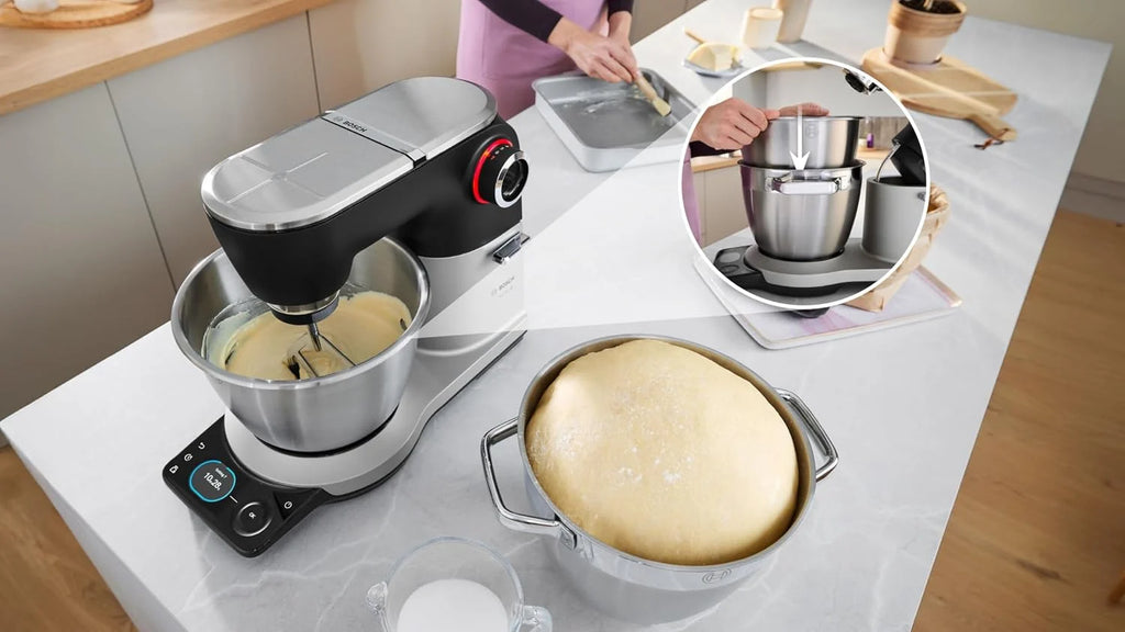 Bosch, robot kuchenny Serie 8, z wagą, silnik 1800 W chłodzony powietrzem, system mieszania planetarnego 3D, zestaw cukierniczya, misa 6,0 l, dodatkowa misa, metalowa obudowa, MUMS8ZS18