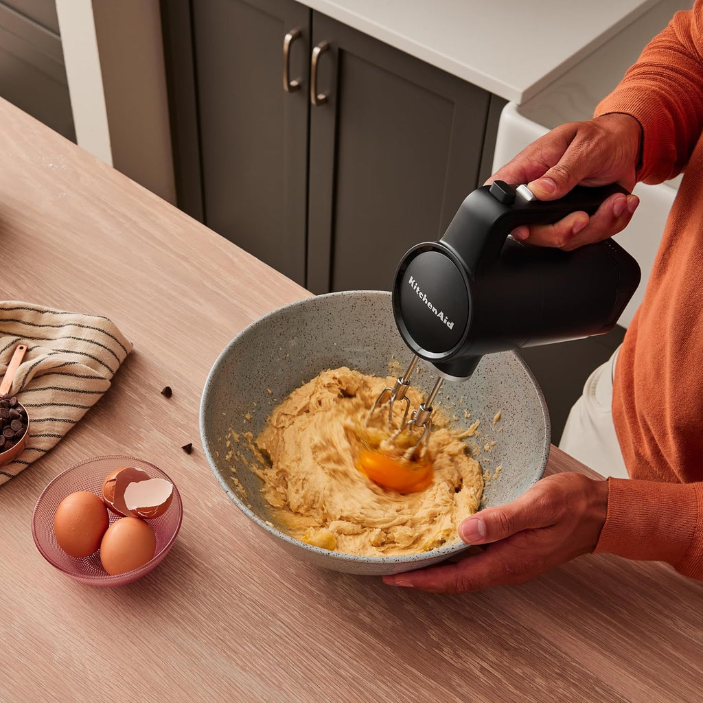 Kitchenaid Bezprzewodowy mikser ręczny Go Cordless - elektryczny mikser z 7 stopniami prędkości, 2 trzepaczki turbo, akumulator w zestawie, czarny