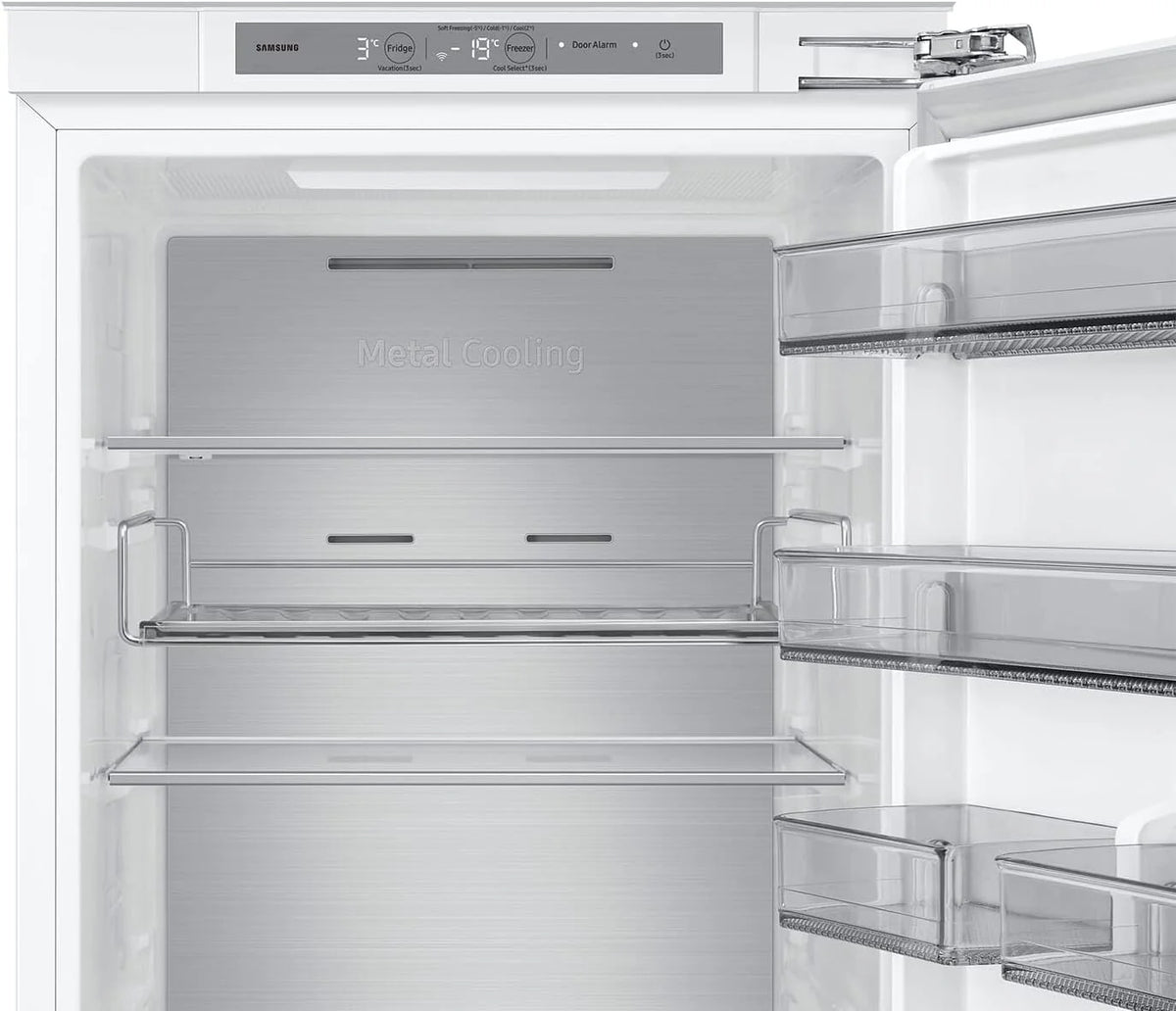 Samsung BRB80F30ADF0EF lodówko-zamrażarka do zabudowy, AI z zamrażarką, 194 cm, 297 l, No Frost+, AI Energy Mode, Twin Cooling+, Cool Select+, biała